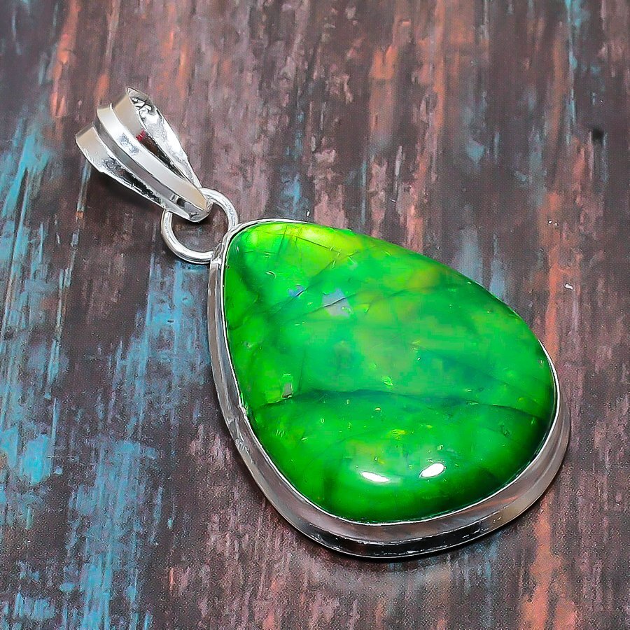 Green Labradorite Gemstone Handmade Gift Jewelry Pendant