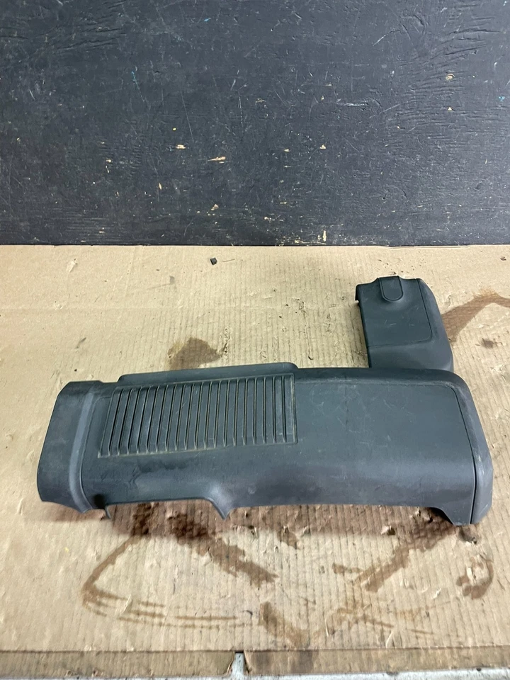 2013 to 2016 Volkswagen Jetta Except GLI Engine Cover M8975 - Image 2 of 4