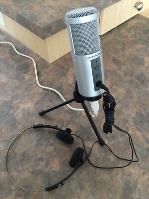 audio-technica ATR2500-USB microphone + AVID headphone
