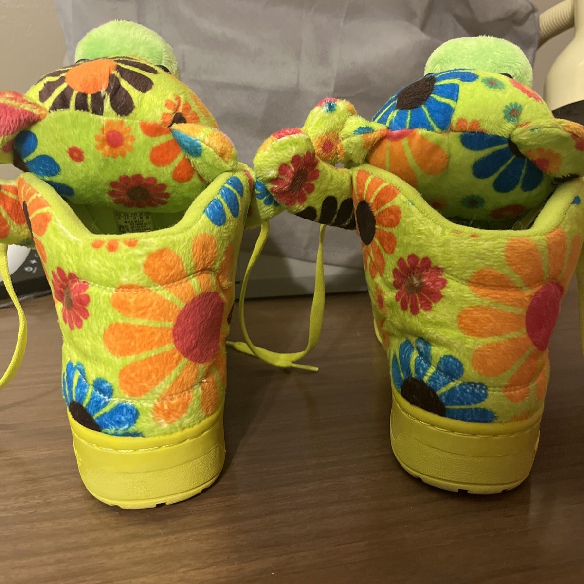 Size 10 - adidas Js Bear 1 Jeremy Scott Flower Power | eBay