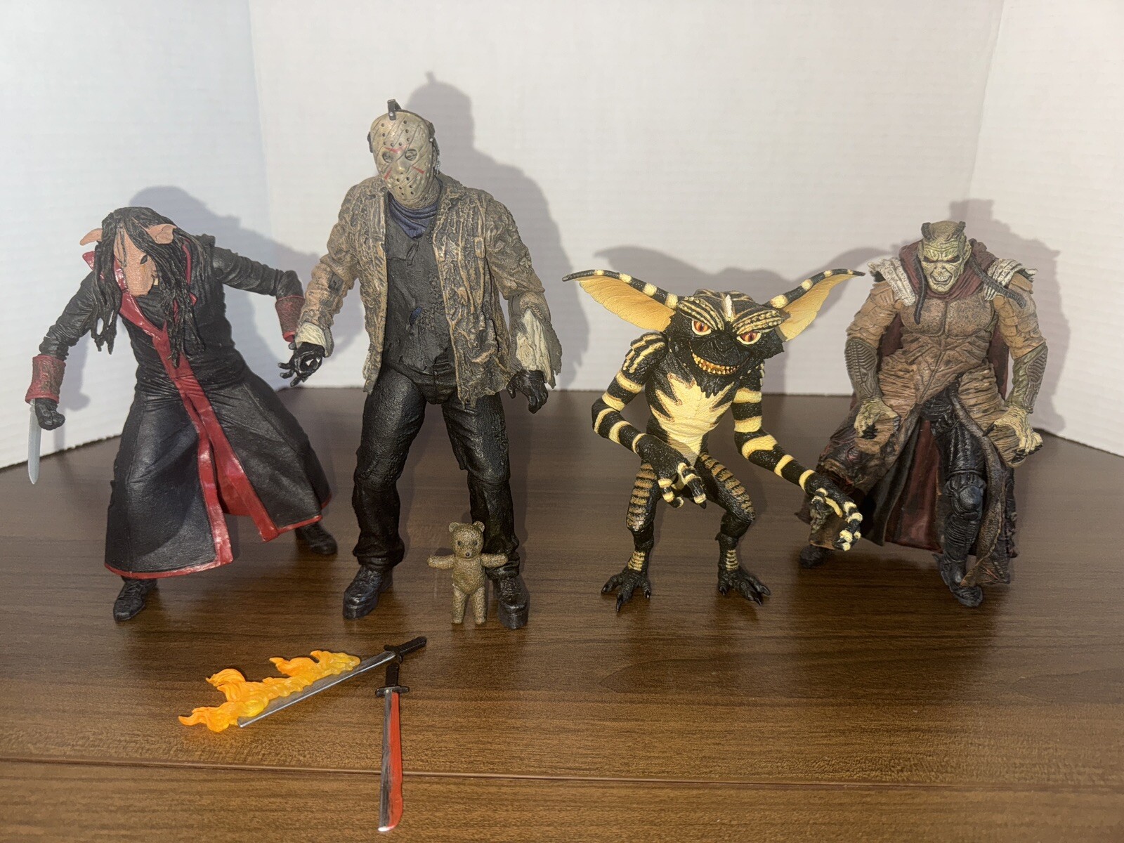 Lot Of 4 NECA Loose Figures Jason Voorhees, Gremlins, Jigsaw, Wishmaster