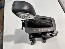 2015-2017 FORD FOCUS S AUTO TRANSMISSION SHIFTER SELECTOR LEVER BEZEL KNOB OEM