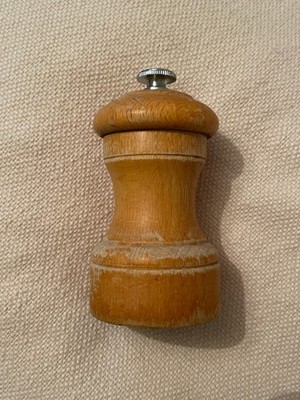Alte Pfeffermühle Peugeot Frankreich Brüder Löwe aus Holz/Metall Sammlung Vintage