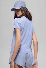 Alo Yoga All Day Short Sleeve Winter Frost Size S