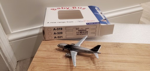 Aeroclassics Spirit Airlines A319-132 1:400 ACN525NK 2000 Cols N525NK - Imagen 4 de 9
