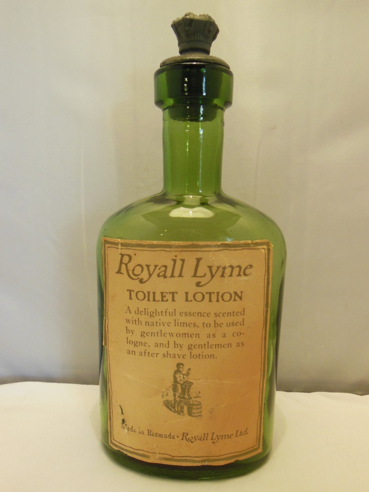 VINTAGE ROYALL LYME STORE DISPLAY GREEN EMBOSSED BOTTLE BERMUDA ENGLAND