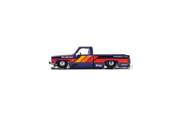 Chase! Mini GT x Kaido House 1:64 Chevrolet Silverado Dually