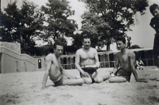  41698 CONSTANTINOPLE Turkey 1940s. Three Greek men on the beach. Photo
