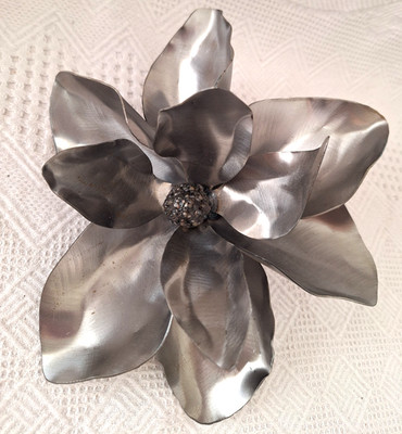 3D Metal Art Sculpture Hand Made Magnolia Flower Garden Home Decor Unique