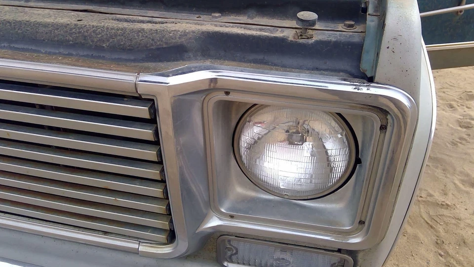 Chevy C20 Silverado 1973-1978 conductor izquierdo cromo embellecedor de faros envolvente OEM derecho Foto 4 de 4