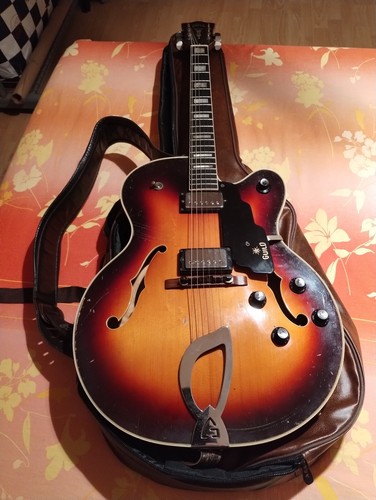 Rare 1967 Guild Duane Eddy DE 400 in Sunburst Finish, 17" Archtop Hollowbody Jazz - Picture 8 of 15