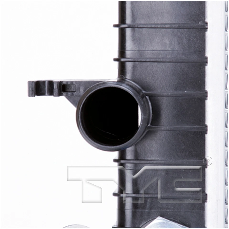 Radiador TYC para L300, LW300, LS2, LW2 2607 Foto 3 de 4