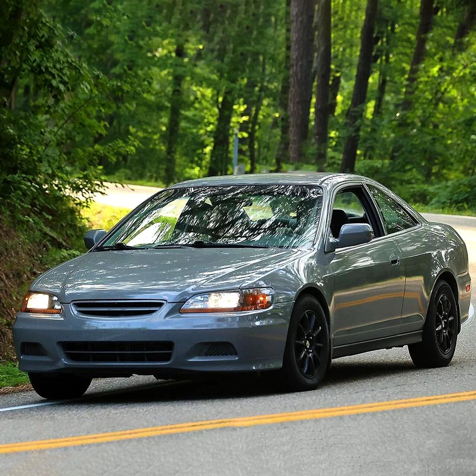 For 98-02 Honda Accord CG 2/4 Door Black Housing Headlights w/ Amber Reflector - Image 4 of 4