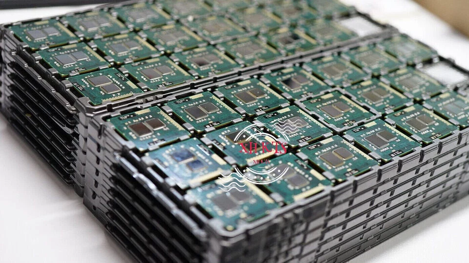 Intel Core i7-940XM CPU Quad-Core 2.13GHz 8M SLBSC 55W Socket G1 Processor - Image 2 of 2