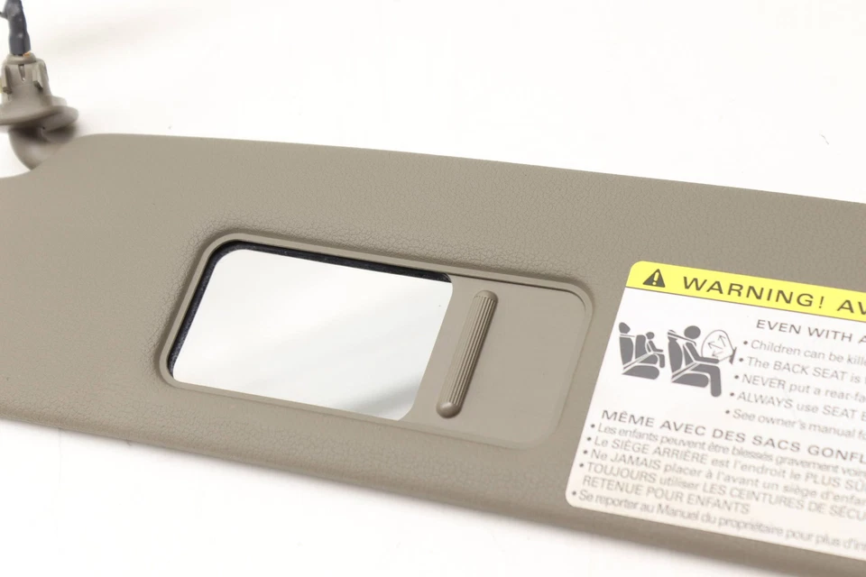 AUDI S5 2010-2017 - PARASOL IZQUIERDO/ESPEJO 8H0857551Q Foto 2 de 4