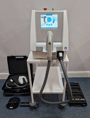 Lynton EXCELIGHT IPL 650 / 585nm Laser Intensives gepulstes Licht Haarentfernungsgerät