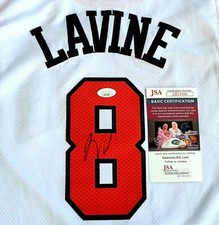 Zach Lavine Signed Bulls Jersey Size L In Person JSA CERTIFIED