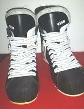 Buty hokejowe CCM Model 155 Rozmiar 5 1/2