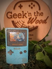 Gameboy En Bois Avec Vrai Carte Pokémon, Artikodin