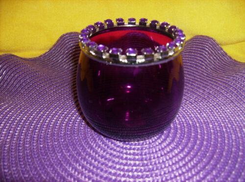 NEW PURPLE AMETHYST GLASS VOTIVE CANDLE HOLDER WITH PURPLE RHINESTONES NEW - Picture 1 of 4