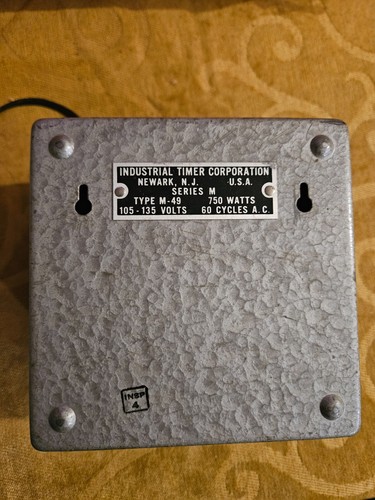 Vintage Industrial Timer Corp Model M-49 Time-O-Lite Master Darkroom Timer - Picture 6 of 10