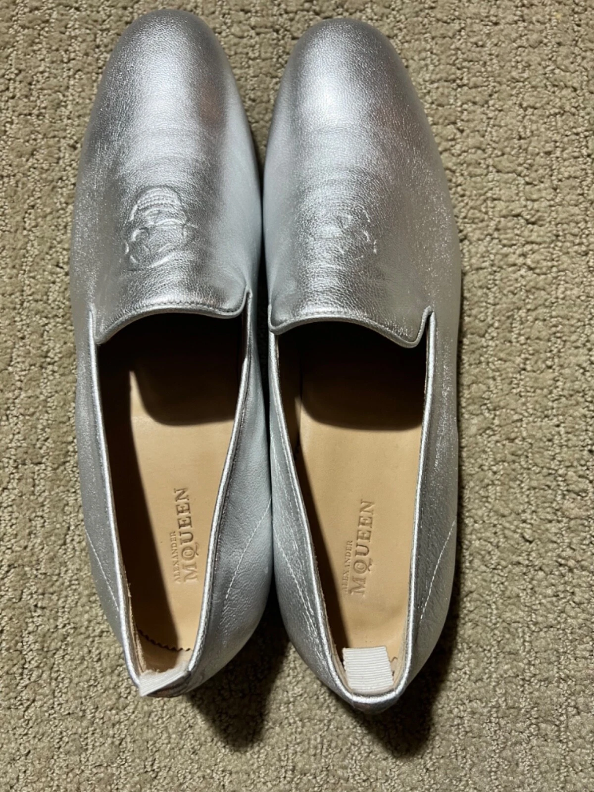 Alexander McQueen scarpa da uomo argento teschio in rilievo 42 1 2