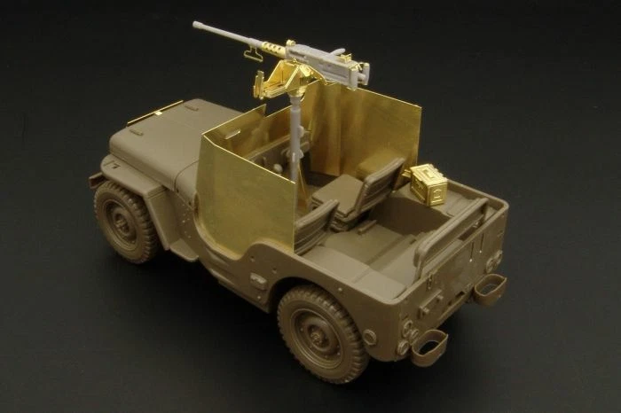Hauler HLU35024 Armored JEEP (82nd Airborne Div.) scala 1/35 - Immagine 4 di 4