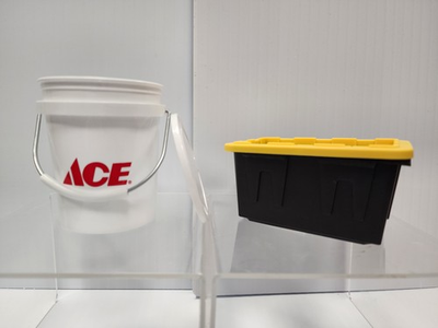 #ad Ace Hardware Mini Bucket With Handle And Lid 0.5 Qt HTF Teeny Tote 2 Pack $22.99