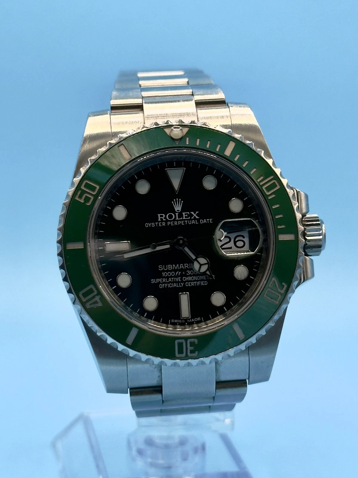 Rolex Submariner HULK Green Dial Green Bezel 116610LV READ