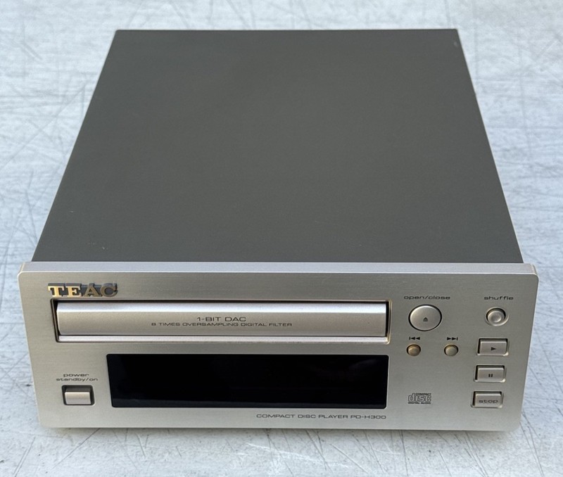 TEAC PD-H300 Single CD Player Reference 300 Series in Excellent Condition