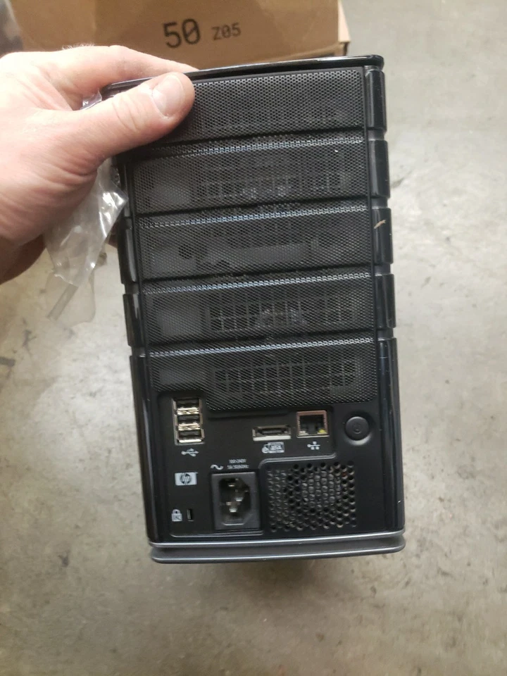 HP MediaSmart Server EX495 FL704AA#ABA - Image 3 of 4