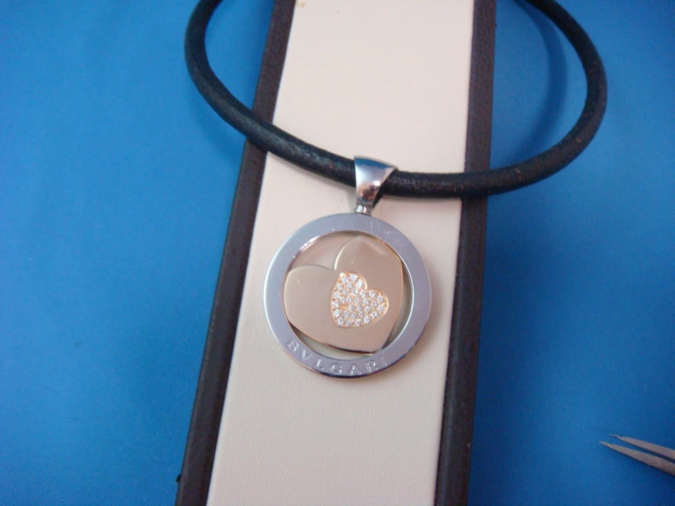 BVLGARI TONDO DIAMOND HEART NECKLACE 18 KT YELLOW GOLD WITH STEEL FRAME - Image 4 of 4