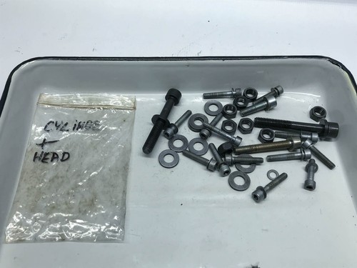 BMW R1150R Motor Zylinderkopf Schrauben Engine Cylinder Head Bolts (5) 01'