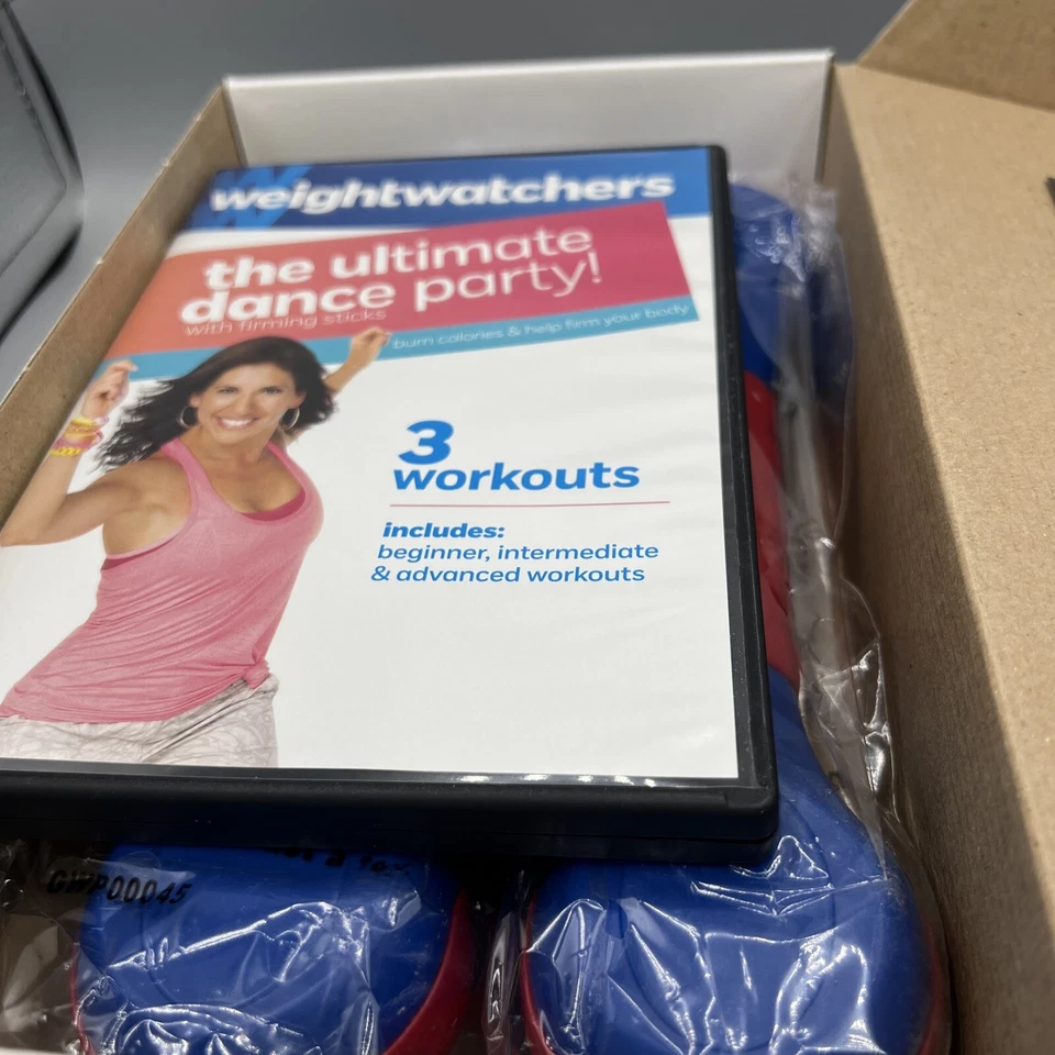 Weight Watchers - THE ULTIMATE DANCE PARTY WORKOUT KIT With Firming Sticks - Image 3 of 4