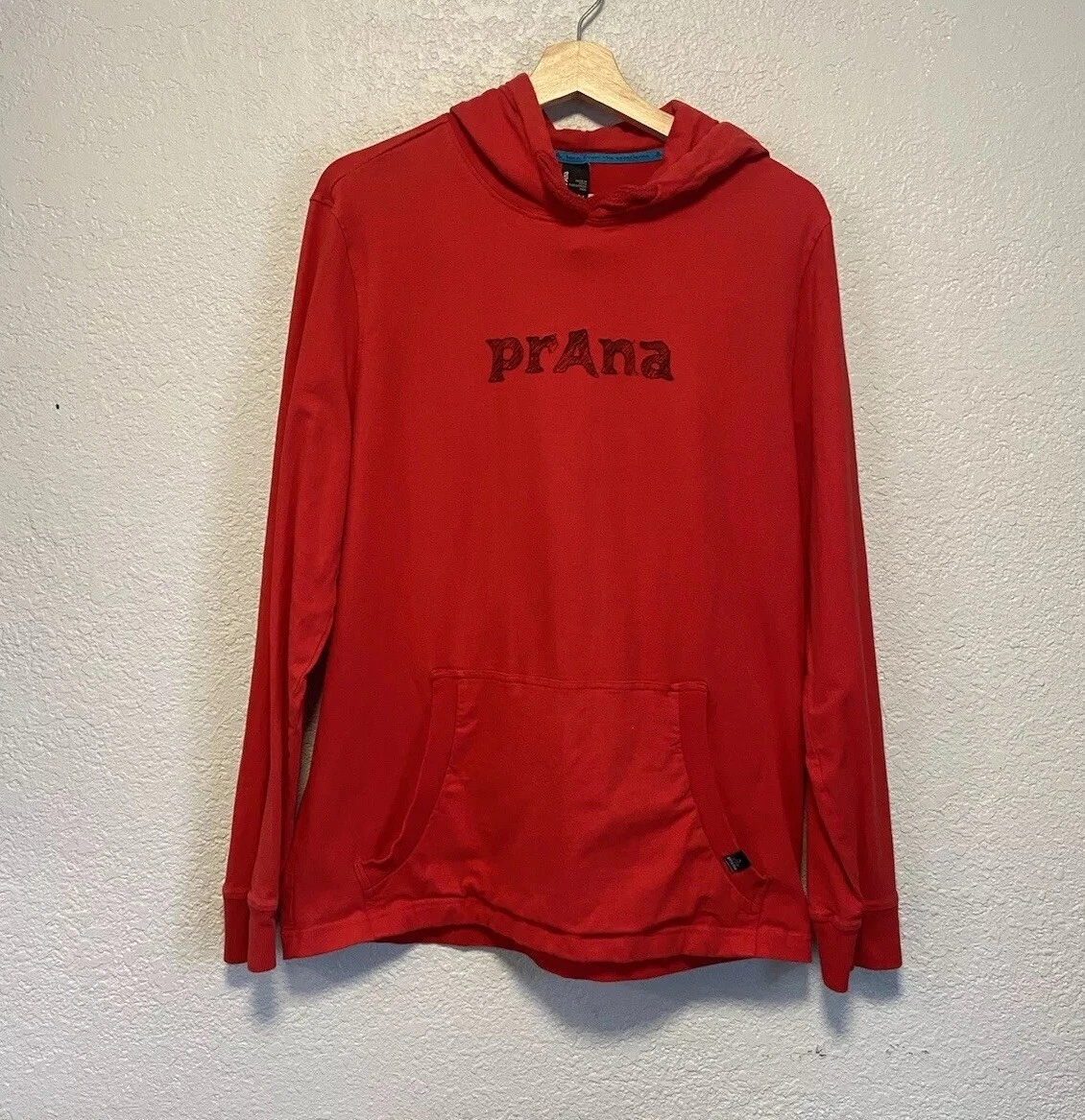 PrAna Setu Men's Medium Red Spell Out Organic Cotton Pullover Hoodie
