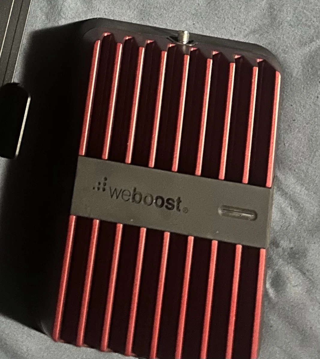 Kit Amplificador De Señal Celular WeBoost Drive Reach Reacondicionado - Para Vehículos, Rojo