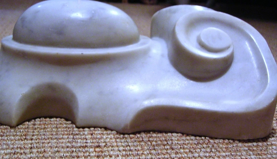 Antique Carved White Marble Keystone Architectural Salvage 8.5" X 10" - Image 3 of 4