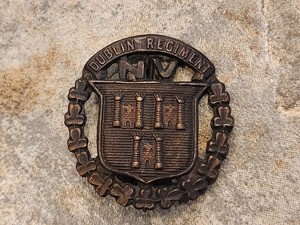 Post WWI Ireland Irish National Volunteers Dublin Regiment Insignia Badge Pin