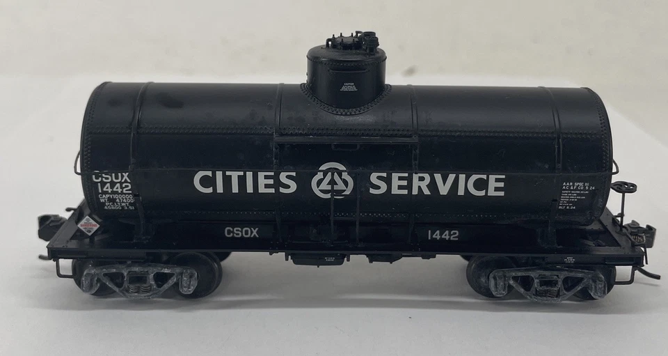 Walthers Pro HO Scale 920-100502 Cities Service ACF 10,000 Gallon Tank Car #1442 - Image 2 of 4