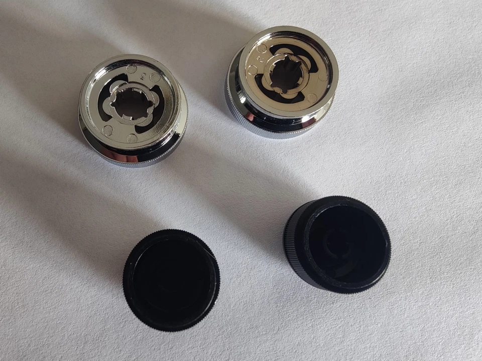 Vintage Datsun 510 OEM HITACHI Radio Knobs ~ 4 Knob Set ~ NOS OE NISSAN ~ RARE! - Imagem 4 de 4