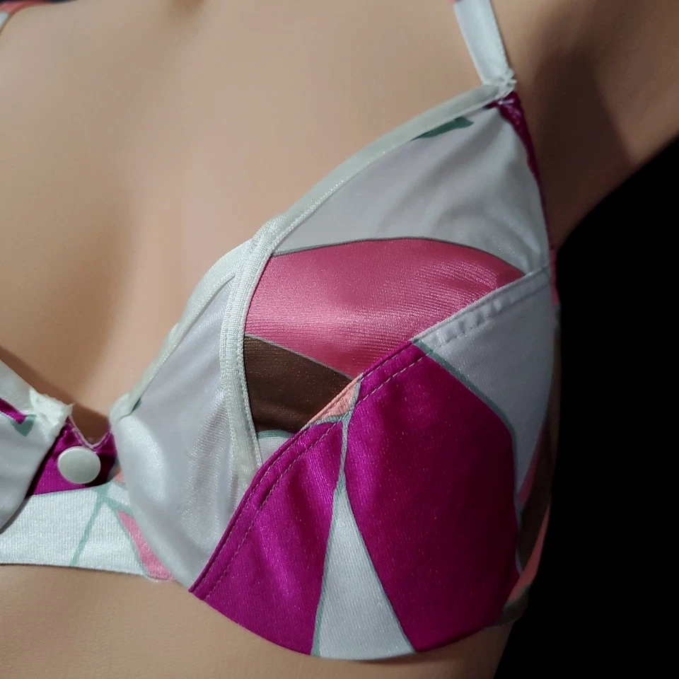 USA VINTAGE CACIQUE Bra 34C SILKY PINK SATIN Natural Support Unlined Underwire - Image 3 of 4