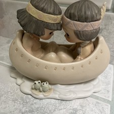 Vtg Precious Moments MANY MOONS IN SAME CANOE, BLESSUM YOU Figurine 1988 #520772