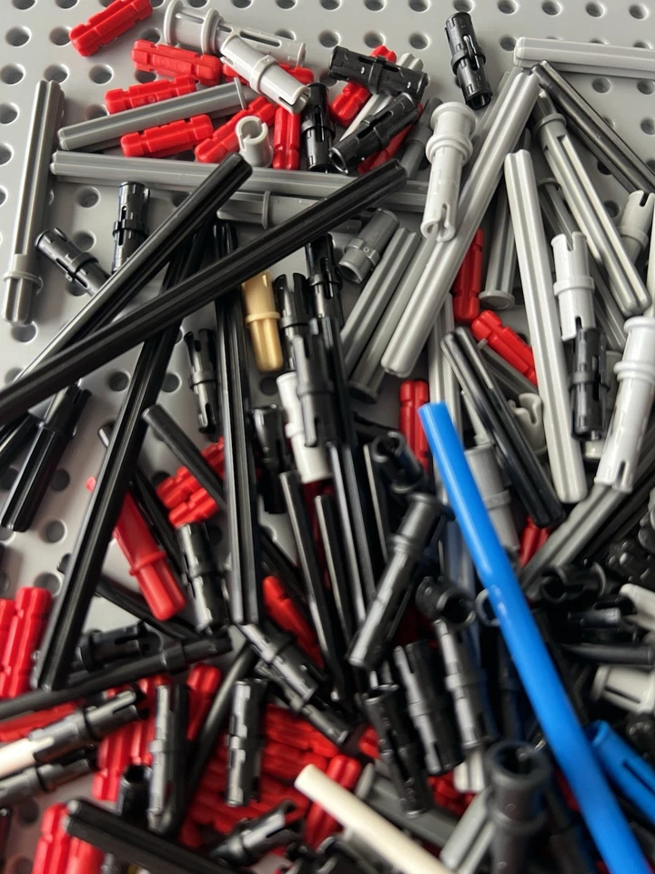 1150+ LEGO Technic Pins Axles Connectors Bulk Lot Mixed Colors MOC Parts - Image 4 of 4