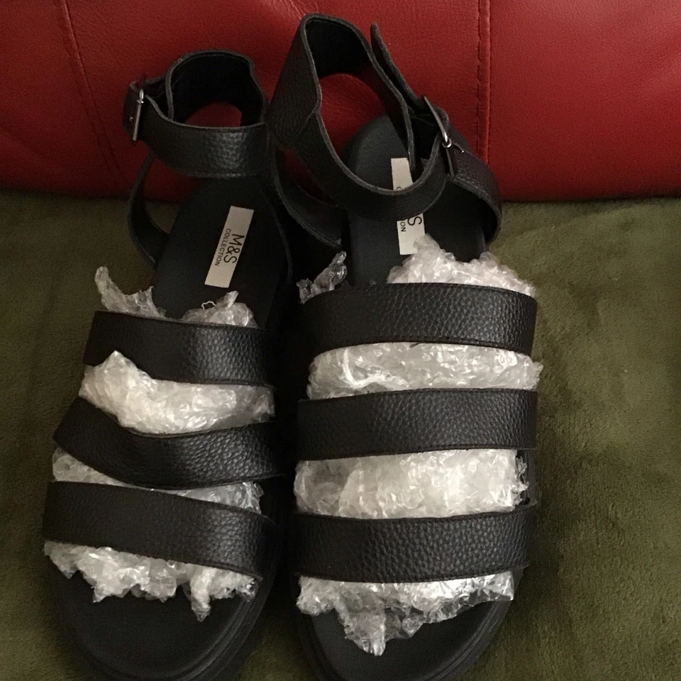 M&S Ladies Gladiator Sandals UK 7 - EUR 41 - US 9 - Image 1 of 4