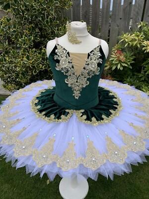 Ballett Tutu, klassisches Pfannkuchen Tu Tanzkostüm. Kleid. Grün Samt. UK.