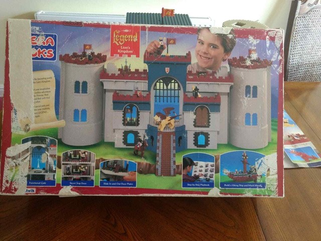 mega bloks lion's kingdom castle