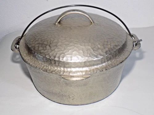 Wagner Ware H.S. 1268 No.8 Hammered Nickel Cast Iron Dutch Oven-Restored-NICE