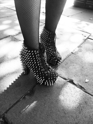 jeffrey campbell lita spike