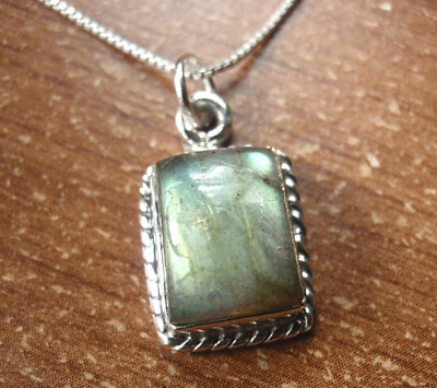 Labradorit Rechteck 925 Sterling Silber Halskette mit Silber Seil Stil Bordüre
