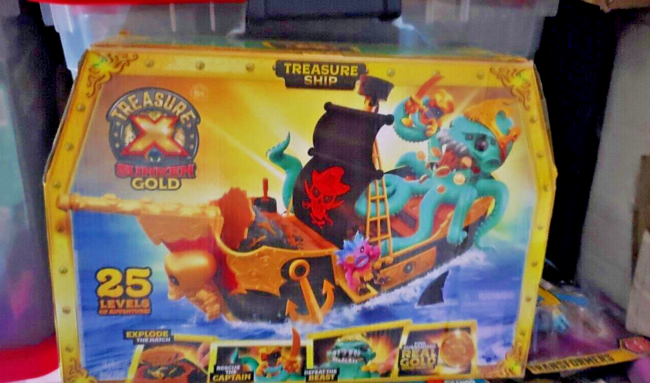 Treasure X Sunken Gold Treasure Ship Playset Indonesia